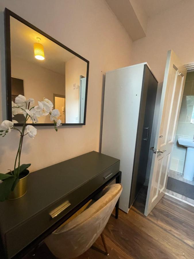 43 Kimberly Road Apartment London Eksteriør billede